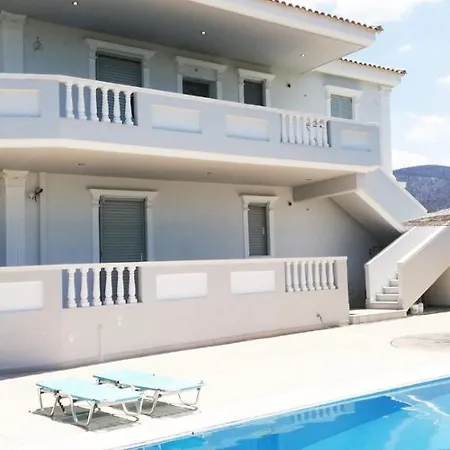 Villa Georgia With Pool Holiday home Athikia
