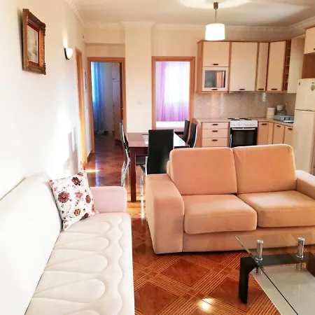 Villa Georgia With Pool Holiday home *