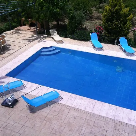 Holiday home Villa Georgia With Pool Athikia