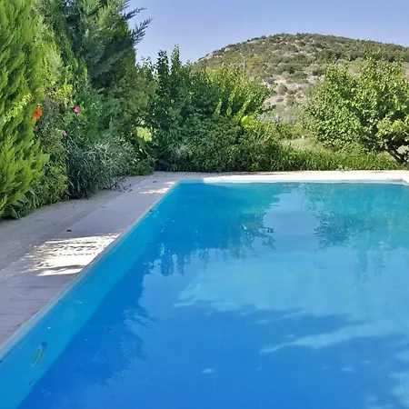 Villa Georgia With Pool Holiday home *