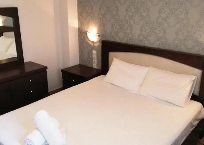 Villa Georgia With Pool