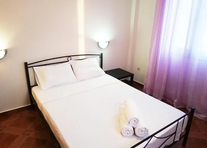 Semesterbostad Villa Georgia With Pool *