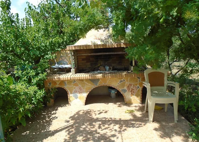 펜션 Georgia With Pool Athíkia